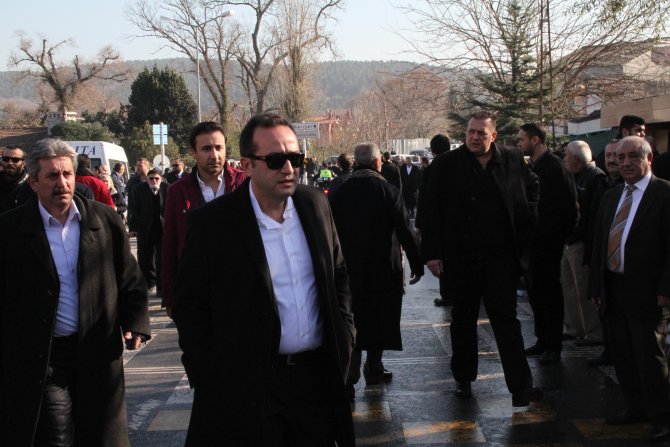 Oflu İsmail'i ünlü isimler uğurladı