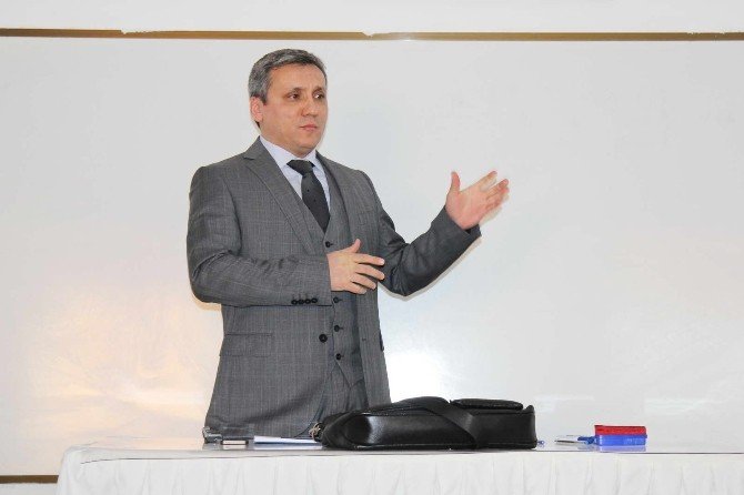 Avukat Sayar, Tıp Çalışanlarının Mesleki Sorumluluğunu Anlattı