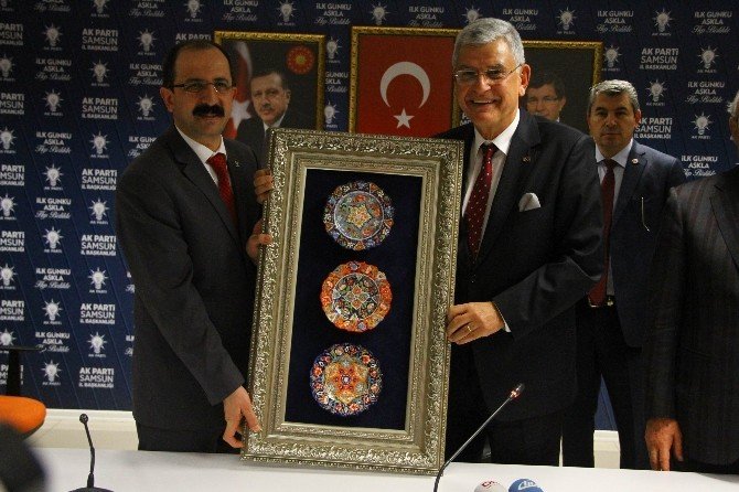 Bakan Bozkır: “Türkiye Cumhuriyet Tarihinin En Güçlü Noktasına Ulaştı”
