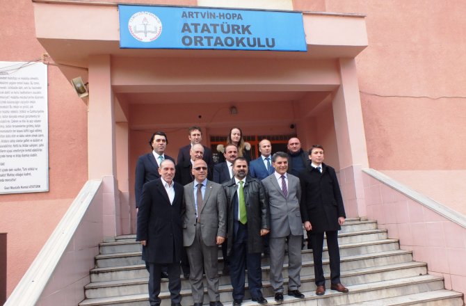 Artvinliler Hizmet Vakfı'ndan Hopa'ya iki yeni hizmet