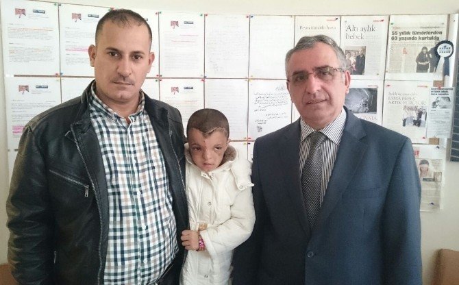 Iraklı Küçük Kız, Yeni Yüzüne Türkiye’de Kavuştu