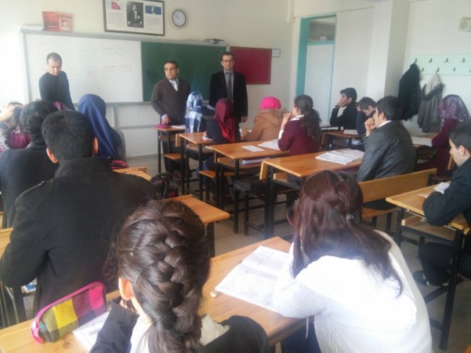 Kahta’da öğrencilere yönelik kazanım sınavı düzenlendi