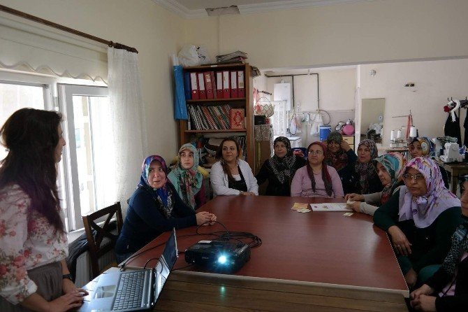 Kadın Danışma Merkezi, Eğitimlerini Sürdürüyor