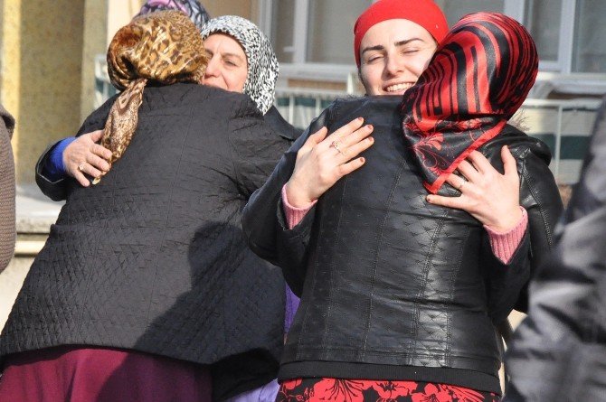 İç Savaştan Kaçan Ahıskalılara Türkiye Kucak Açtı