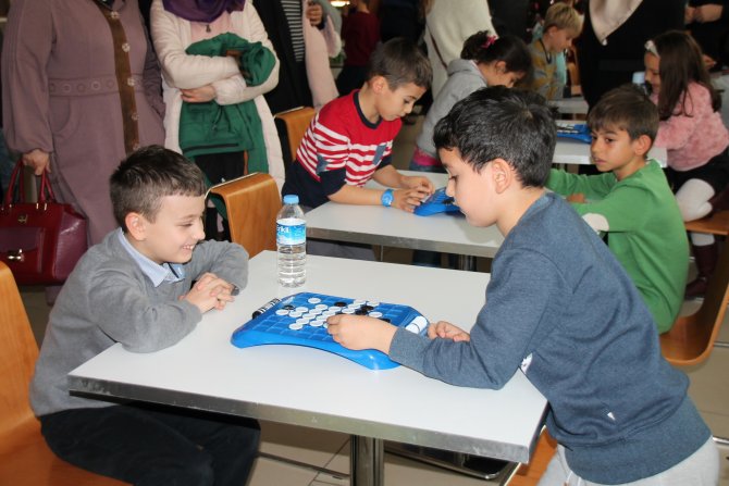 Öğrenciler arası akıl oyunları yarışması düzenlendi