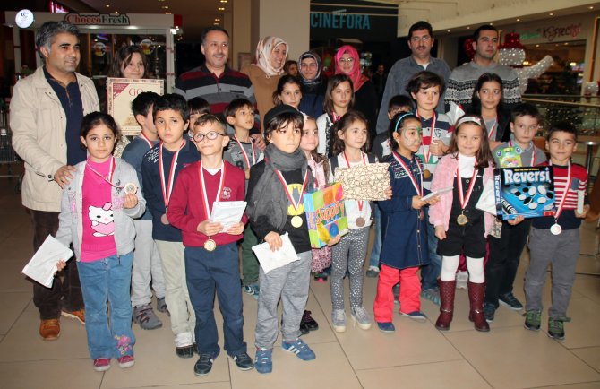 Öğrenciler arası akıl oyunları yarışması düzenlendi