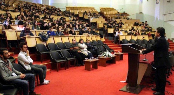 Fatih Özçelebi: Dış Ticaret Artık Sadece Dış Ticaret Öğrencilerinin Konusu Değildir