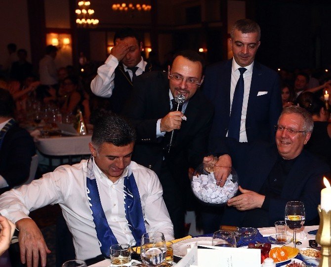 Fenerbahçe’de Yılbaşı Kutlaması