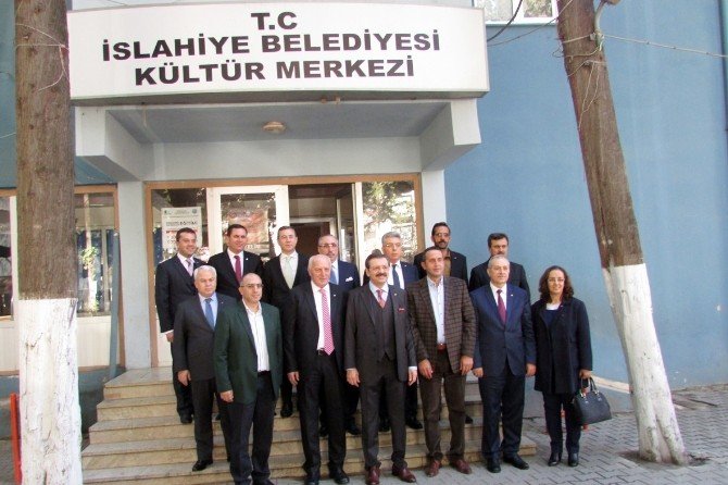 TOBB Başkanı Hisarcıklıoğlu İslahiye’yi Ziyaret Etti