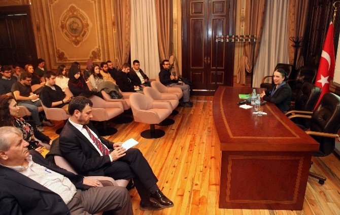 Doç. Dr. Vişne Korkmaz: “Rusya Krizi, Beklenen Bir Krizdi”