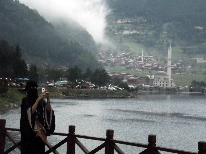 Trabzon’da Bu Yılın Kasım Ayı İtibariyle 2 Milyonun Üzerinde Turist Geldi