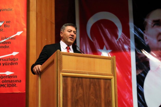 Kırşehir CHP'de Yılmaz Zengin güven tazeledi