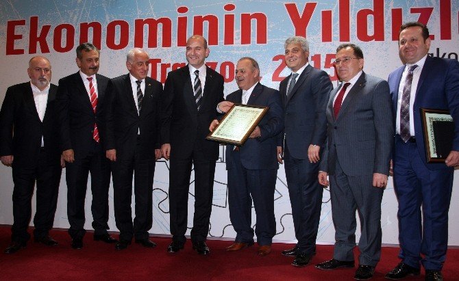 Trabzon’da Ekonominin Yıldızları Plaket Töreninde Asgari Ücret Konuşuldu