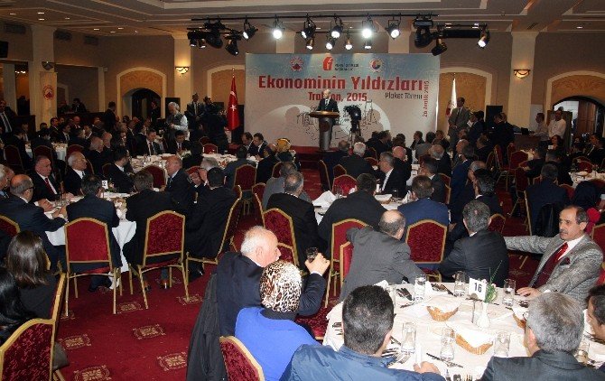 Trabzon’da Ekonominin Yıldızları Plaket Töreninde Asgari Ücret Konuşuldu