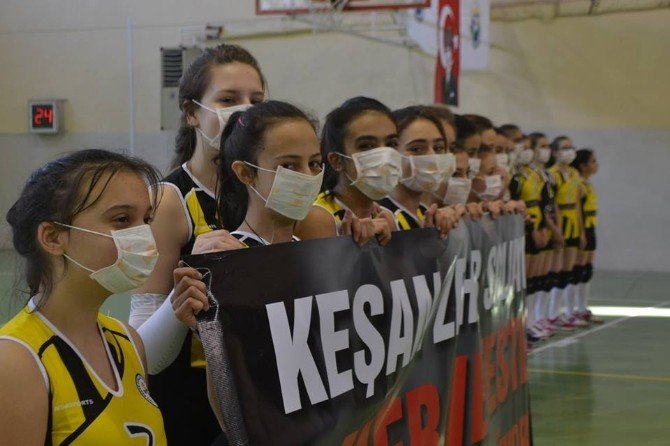 Küçük Sporculardan Hava Kirliliğine Maskeli Tepki