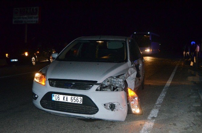 Kozan’da Trafik Kazası: 4 Yaralı