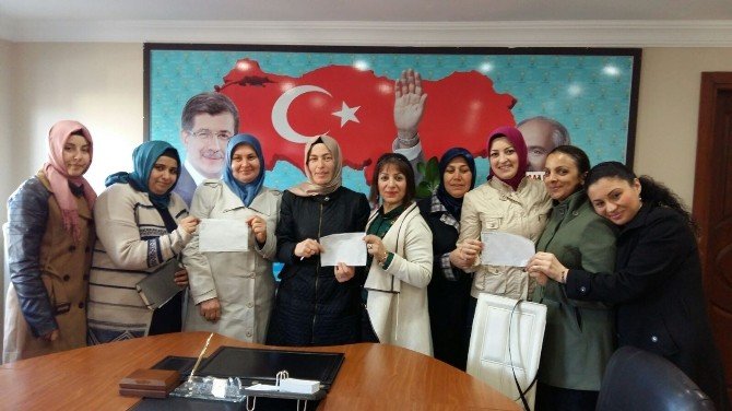Kadın Kollarından Bayırbucak Türkmenlerine Nakdi Yardım