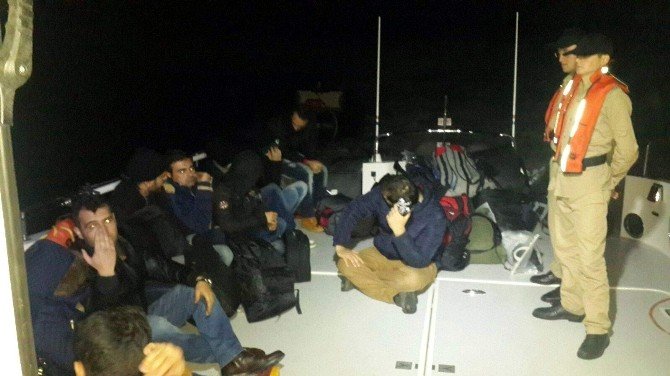 Antalya’da 34 Kaçak Göçmen Yakalandı