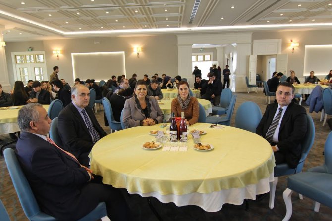Bursa Orhangazi Üniversitesi’nde yılın en iyileri seçildi