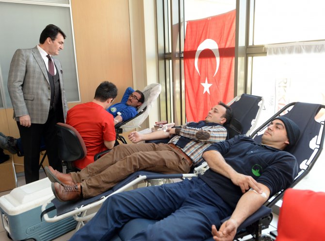 Osmangazi’den, hemofili ve talasemi hastalarına destek