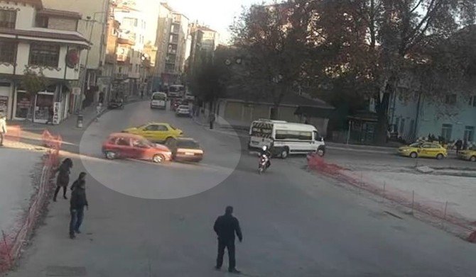 Eskişehir’de Trafik Kazaları MOBESE’de