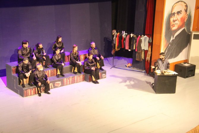 Hatay Şehir Tiyatroları, Seyyahatname'nin sezon finalini yaptı