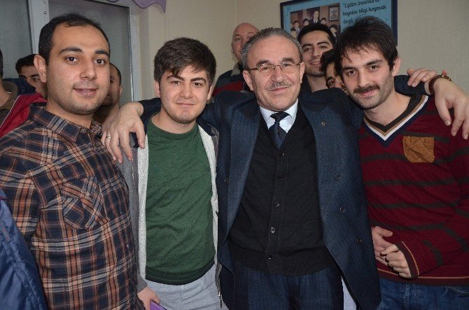 Prof. Dr. Ramazan Ayvallı, Eskişehir’de Öğrencilerle Buluştu