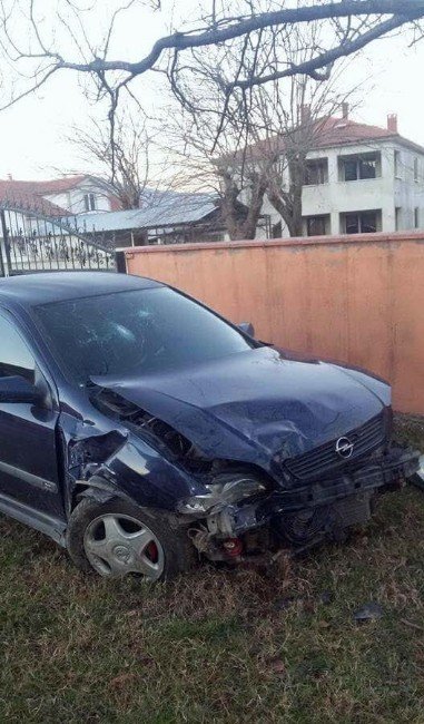 Sakarya’da Trafik Kazası: 1’i Çocuk 4 Yaralı