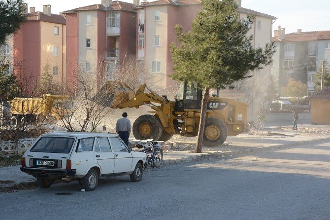 Dinar’da Eski Köy Garajı Yıkımı Tamamlandı
