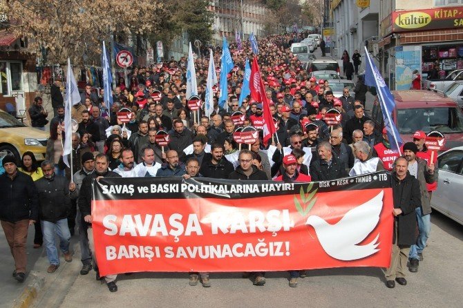 Tunceli’de Protesto Yürüyüşü
