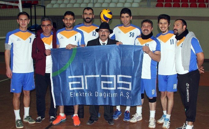 Diyadin’deki Voleybol Turnuvası Sona Erdi