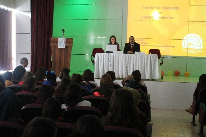 Kız Öğrencilere “Obezite İle Mücadele Ve Sağlıklı Beslenme” Konferansı Verildi