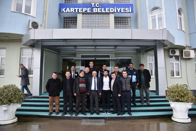 Fenerbahçeli Şener’den Kartepe Belediyesi’ne Ziyaret
