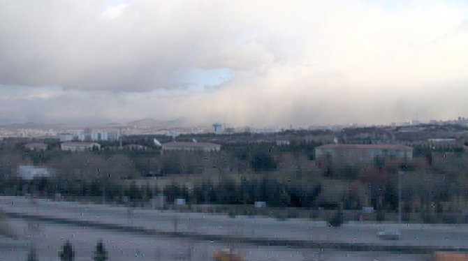 Ankara'nın üzerinde dev bulut kütlesi
