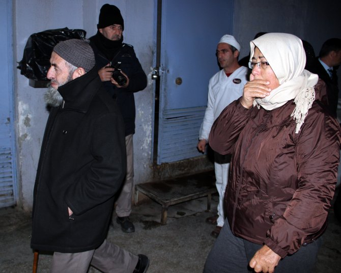 Cizre'de şehit düşen polis Aktürk'ün cenazesi Manisa'ya getirildi
