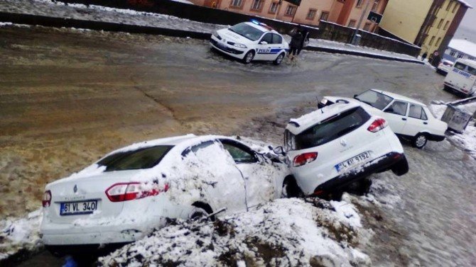 Rize’de Kar Yağışı Kazaları Da Peşinden Getirdi