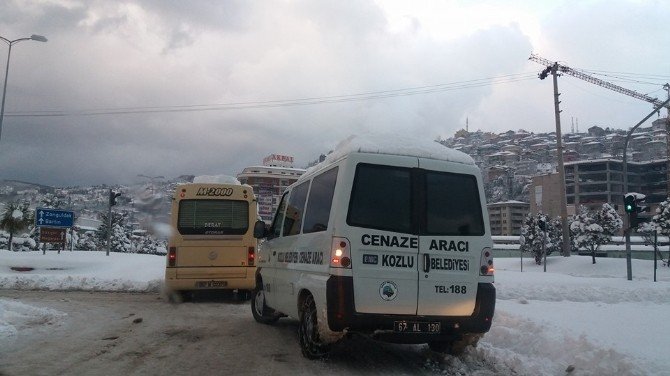 Kozlu Belediyesi Karla Mücadelesini Sürdürüyor