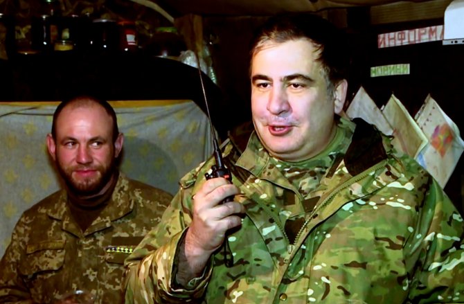 Saakaşvili yeni yıla cephe hattında girdi