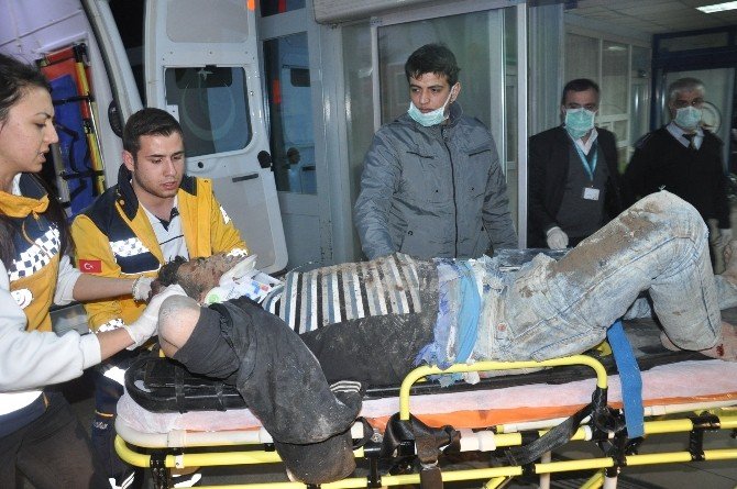 Kozan’da Trafik Kazası: 2 Ağır Yaralı