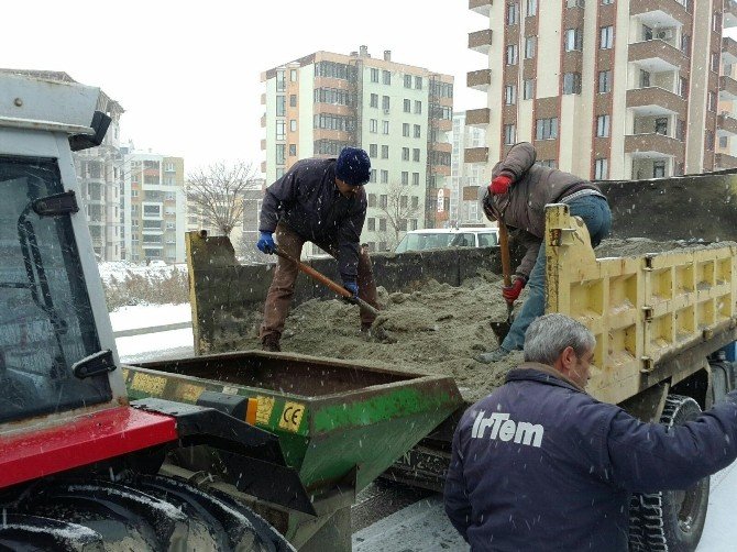 Edirne Belediyesi Kar Alarmında