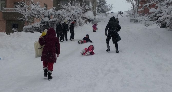 Sinop'ta okullara kar tatili