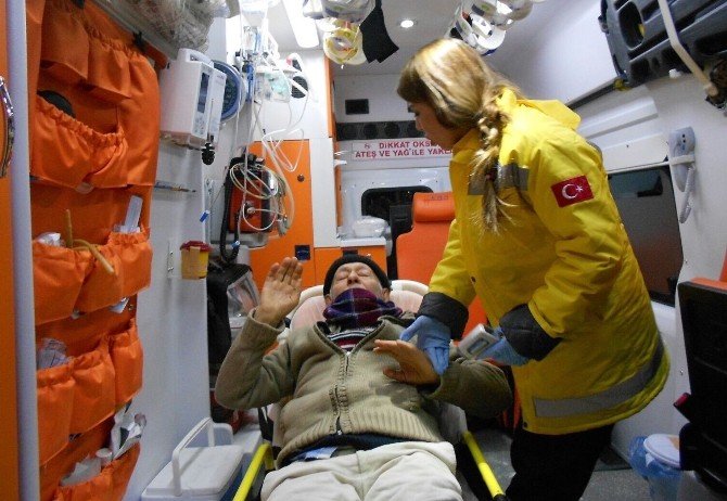Trabzon Büyükşehir Belediyesi 141 Hastayı Ve Mahsur Kalan 48 Vatandaşı Kurtardı