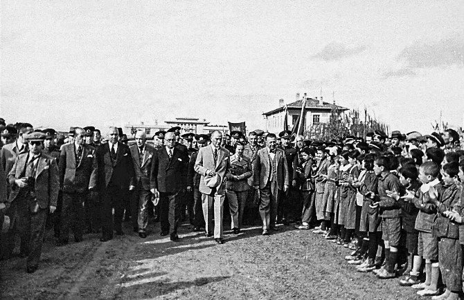 Atatürk’ün Bu Fotoğrafları İlk Kez Gün Yüzüne Çıktı