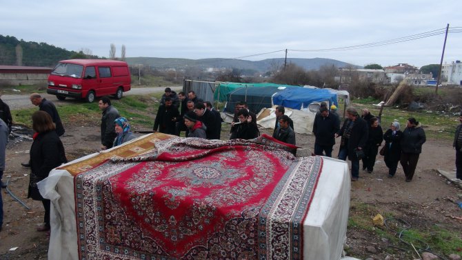 CHP Milletvekili Purçu: Romanlar çadırlarda soğukta ölmeye devam ediyor