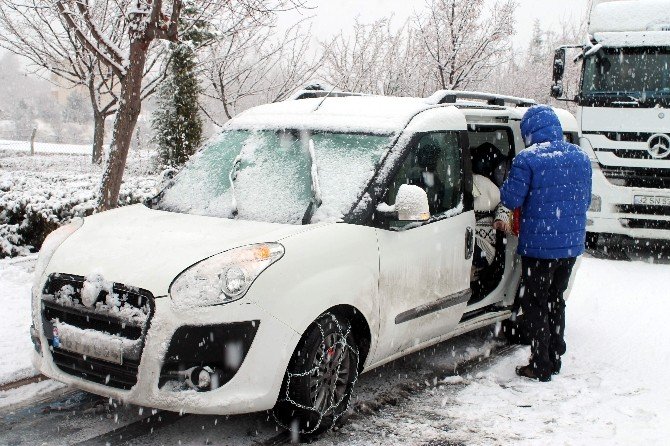 Konya’da Sürücülerin Karla İmtihanı