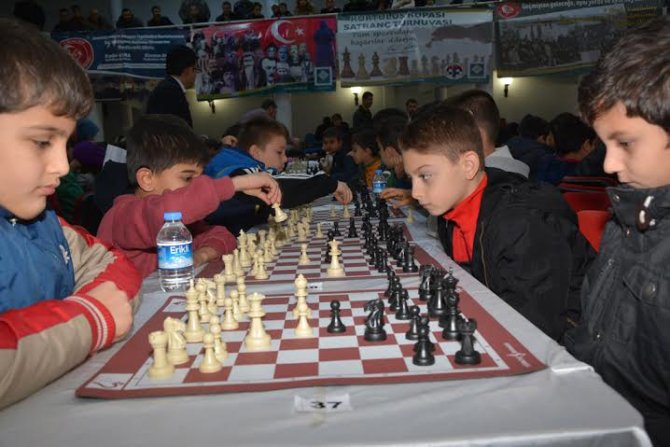 Kurtuluş kupası satranç turnuvası sona erdi