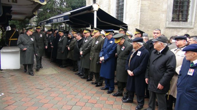 Sabri Yirmibeşoğlu son yolculuğuna uğurlandı
