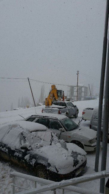 Yoğun Kar Karaman’ın Yüksek Kesimlerinde Etkili Oluyor