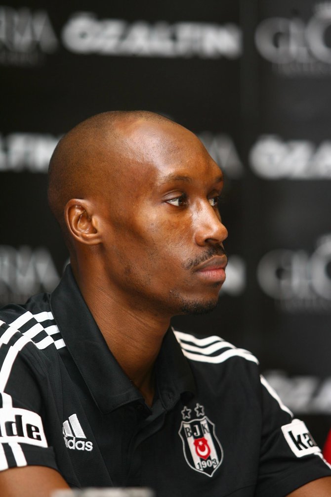 Atiba Hutchinson: Yürümemiz gereken çok yol var