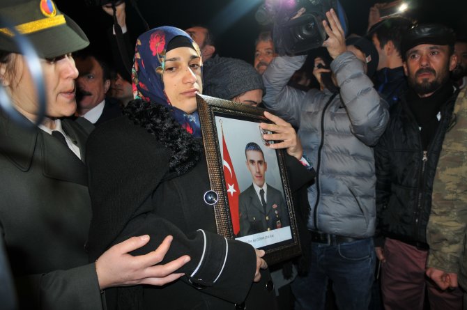 Şehit eşi Leyla Özdemir: Sen gidiyorsun ama oğlun geliyor